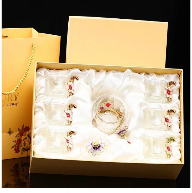 Bộ ấm trà thủy tinh Vạn thọ vô cương có hộp quà tết